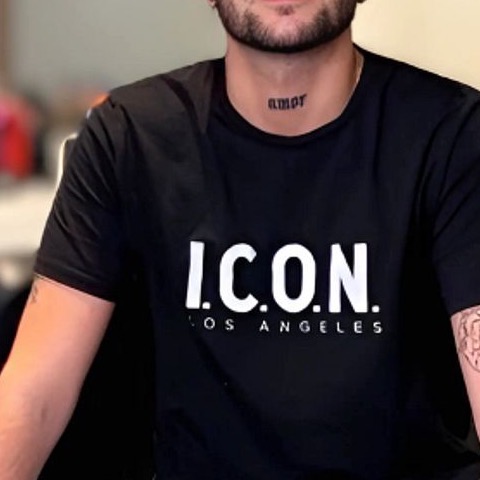 Lorenzo dans son studio de Sierre